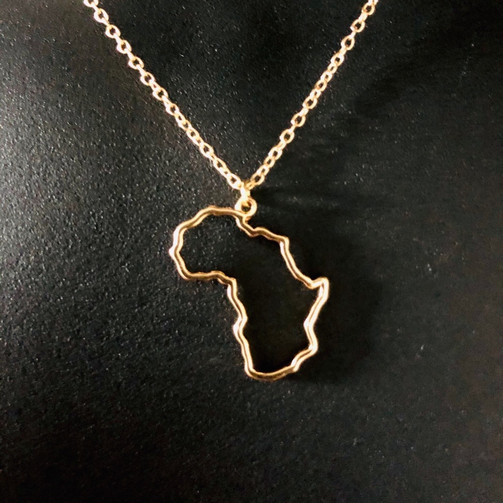 Africa Map Link Chain and Pendant - Dainty Jewelry - Picture 9 of 12